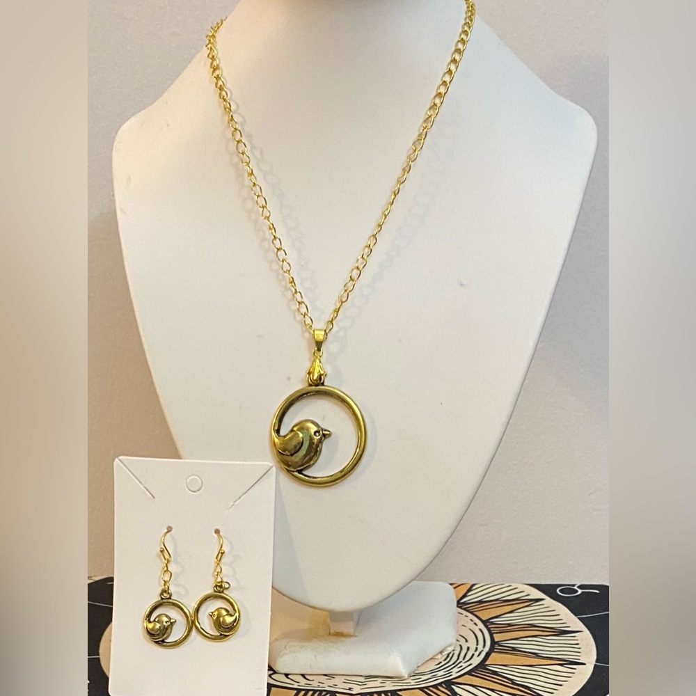 Gold bird necklace and earrings set